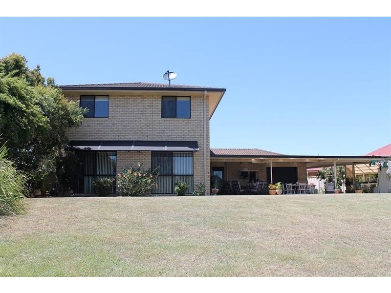 6 Arakoon Ct, Yamba NSW 2464