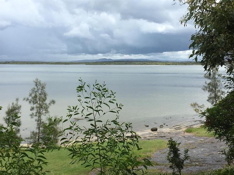 129 Lakes Bvd, Wooloweyah NSW 2464