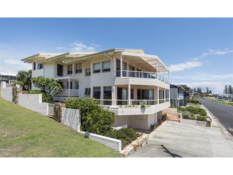 21 Ocean St, Yamba NSW 2464