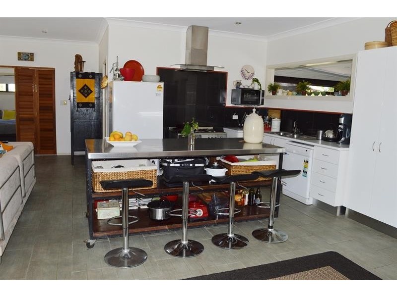 1 Little High St, Yamba NSW 2464