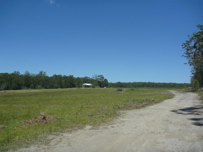 109 Fat Duck Rd, Woombah NSW 2469