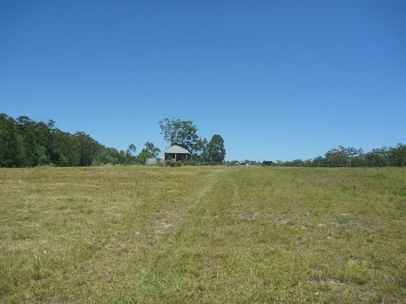 109 Fat Duck Rd, Woombah NSW 2469