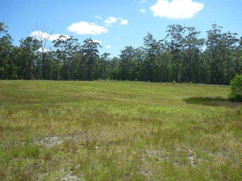 109 Fat Duck Rd, Woombah NSW 2469