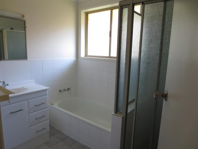 5 Hakea Ave, Yamba NSW 2464