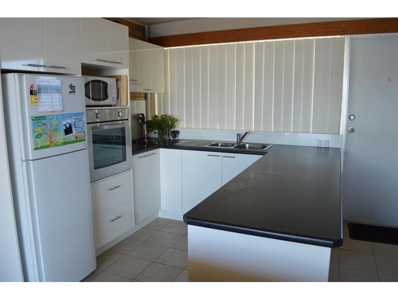 6/12 Clarence St, Yamba NSW 2464