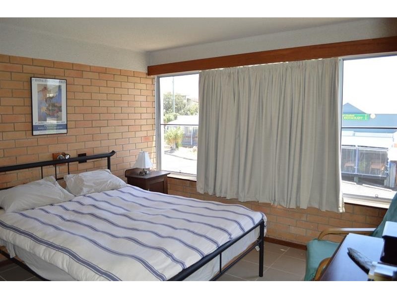 6/12 Clarence St, Yamba NSW 2464