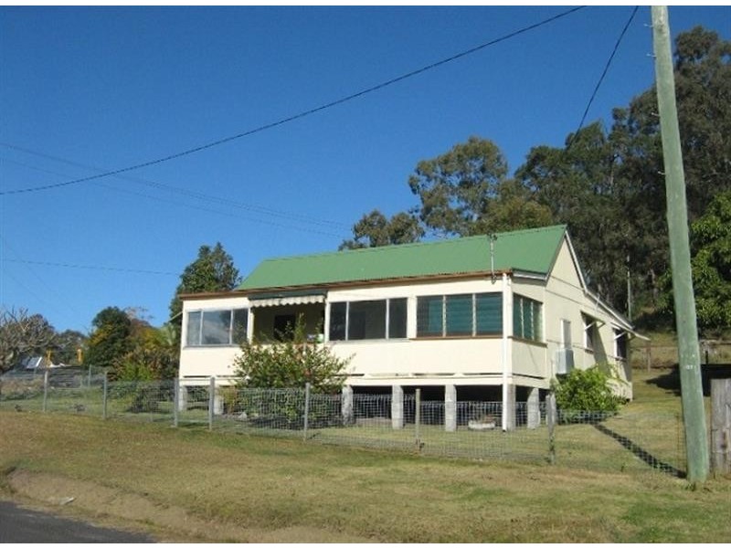 65 Clarence St, Ilarwill NSW 2463