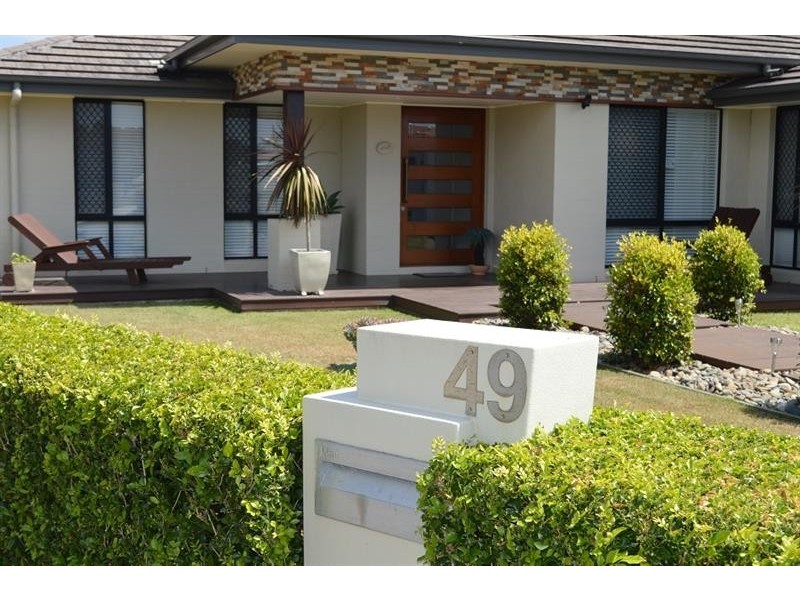 49 William Ave, Yamba NSW 2464