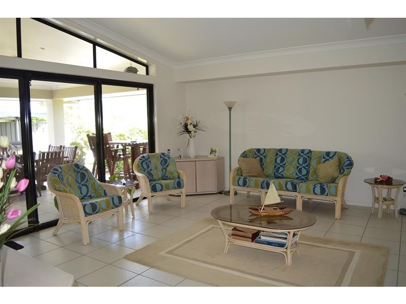 49 William Ave, Yamba NSW 2464