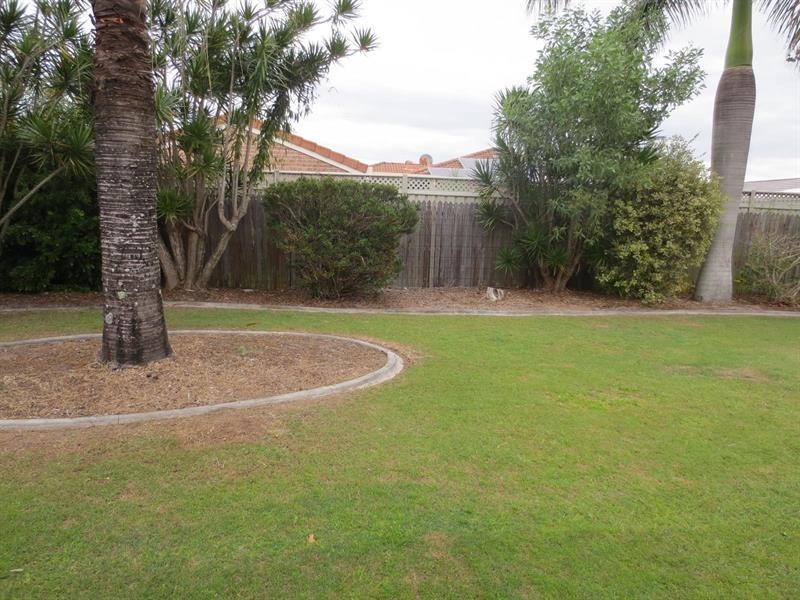 7 Plover Cl, Yamba NSW 2464