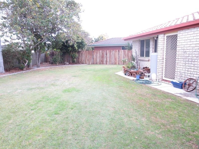 7 Plover Cl, Yamba NSW 2464