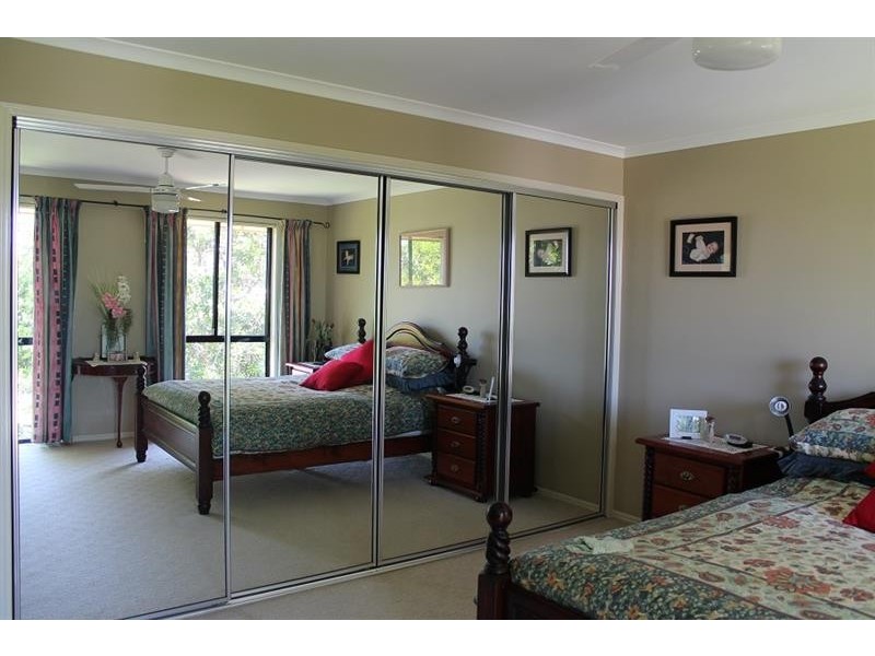 6 Arakoon Ct, Yamba NSW 2464