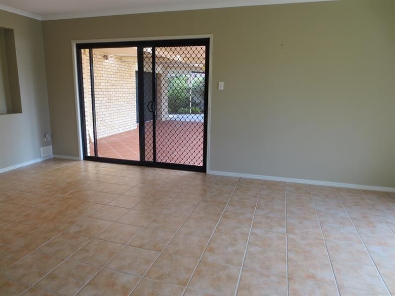 6 Arakoon Ct, Yamba NSW 2464