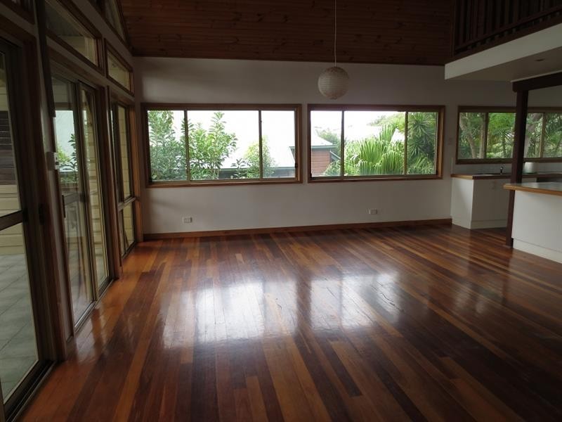 2/8 Bay St, Angourie NSW 2464