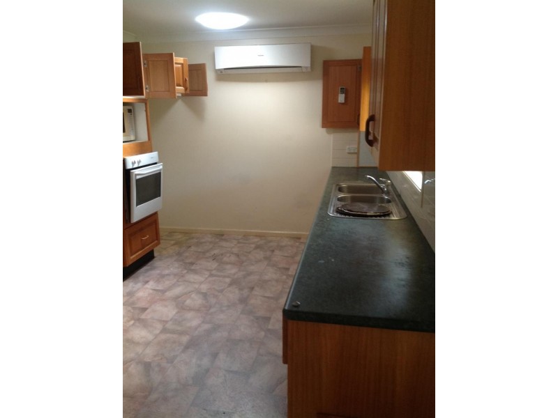 38 Harold Tory Dr, Yamba NSW 2464