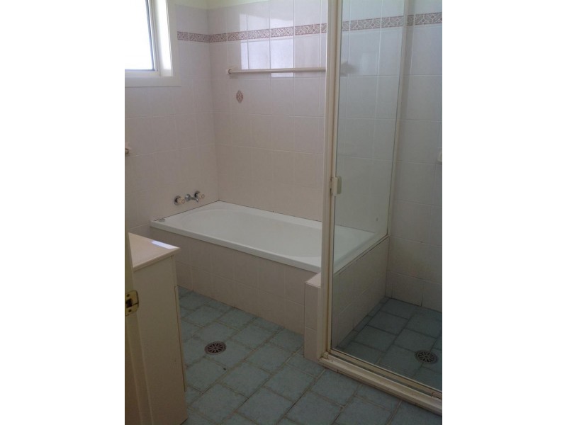 38 Harold Tory Dr, Yamba NSW 2464