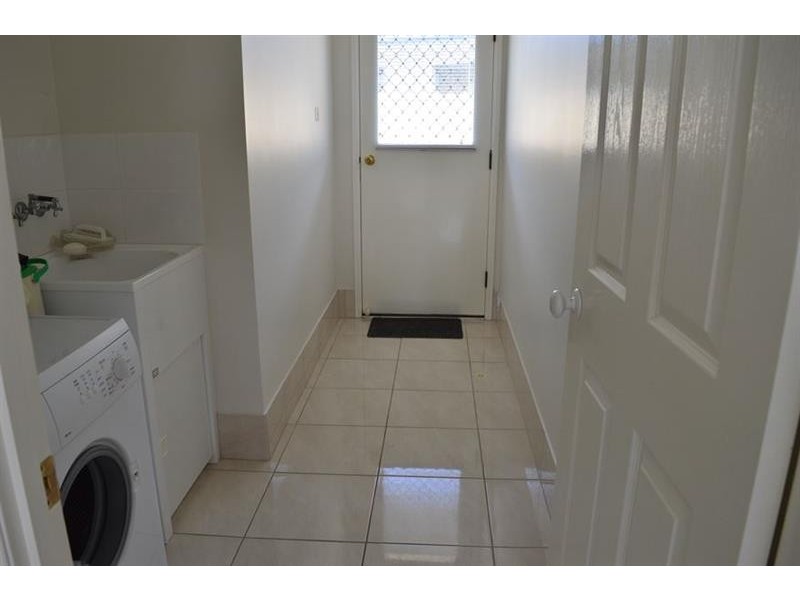 6 Investigators Pl, Yamba NSW 2464