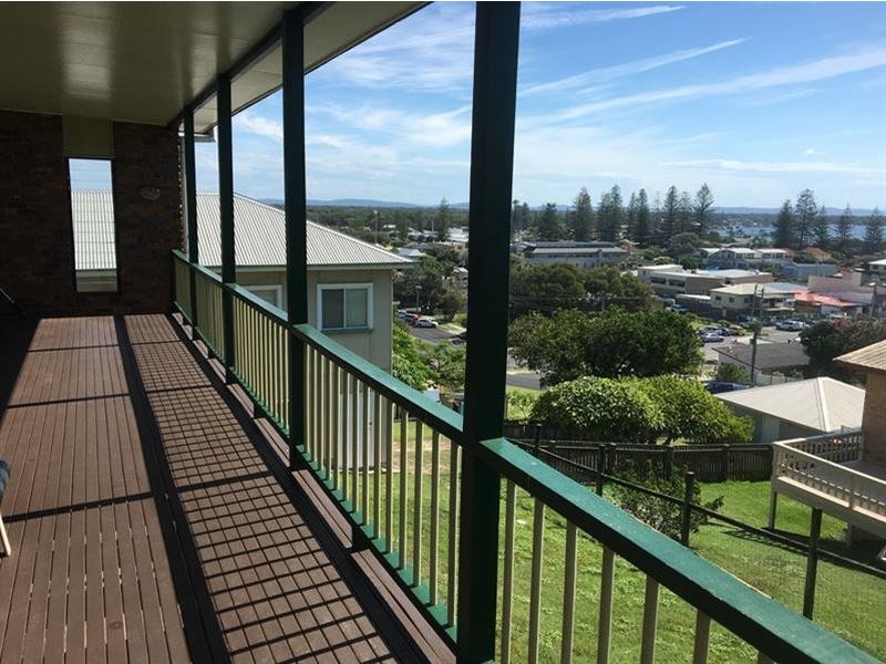 9 Campbell Lane, Yamba NSW 2464