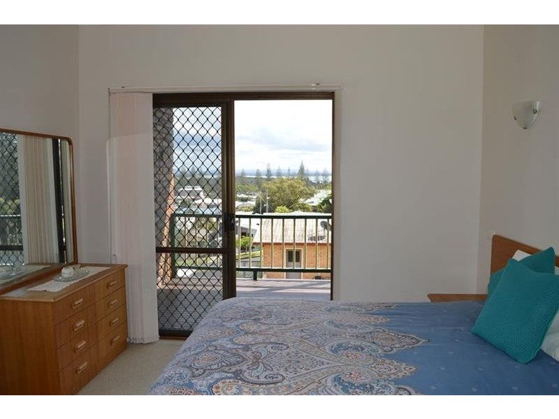 9 Campbell Lane, Yamba NSW 2464