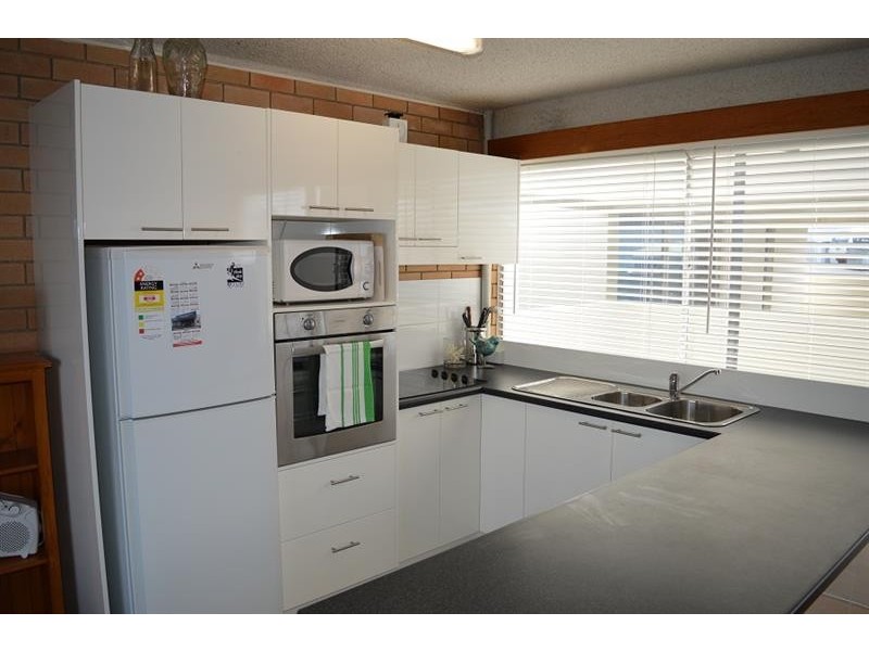 6/12 Clarence St, Yamba NSW 2464