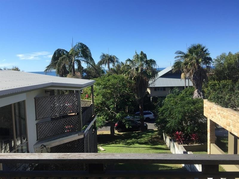 9 Angourie St, Angourie NSW 2464