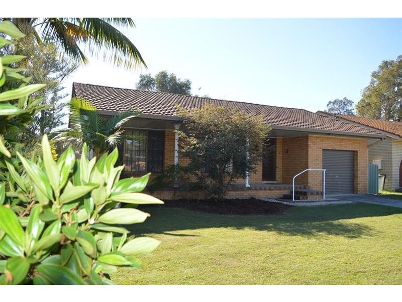 107 Yamba Rd, Yamba NSW 2464