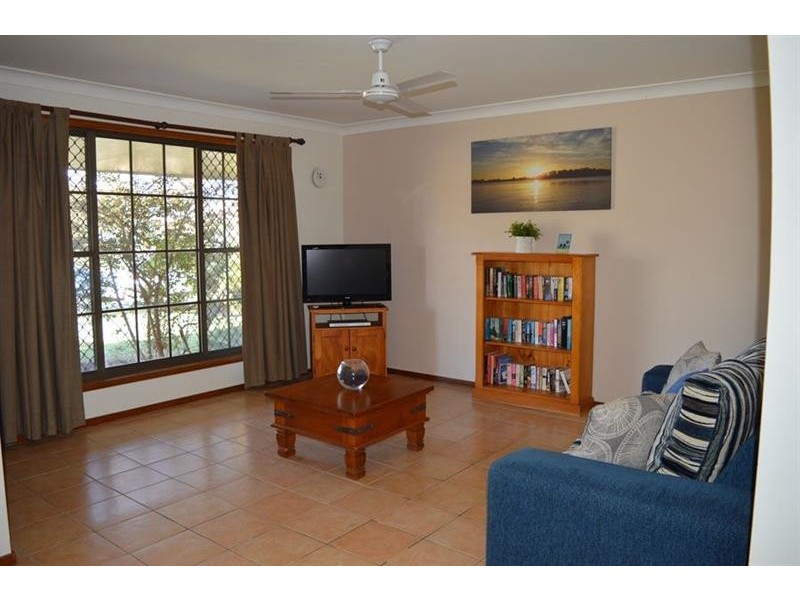 107 Yamba Rd, Yamba NSW 2464