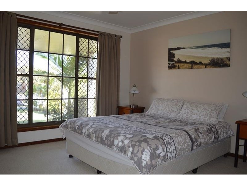 107 Yamba Rd, Yamba NSW 2464