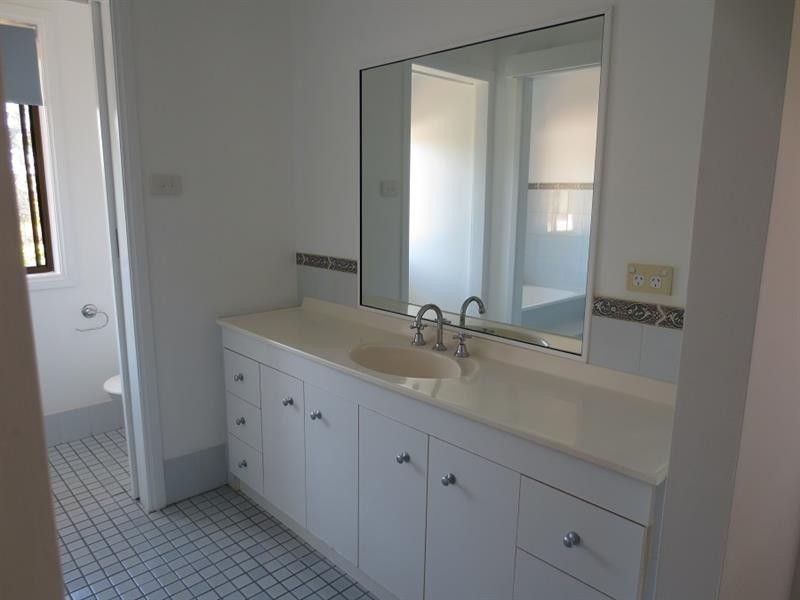 53 Lakes Bvd, Wooloweyah NSW 2464