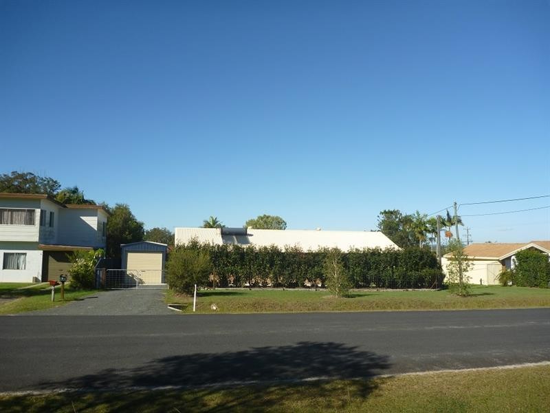 7 Wharf St, Woombah NSW 2469