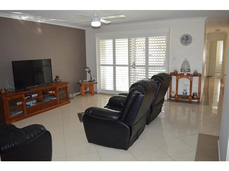 1/65 Osprey Dr, Yamba NSW 2464