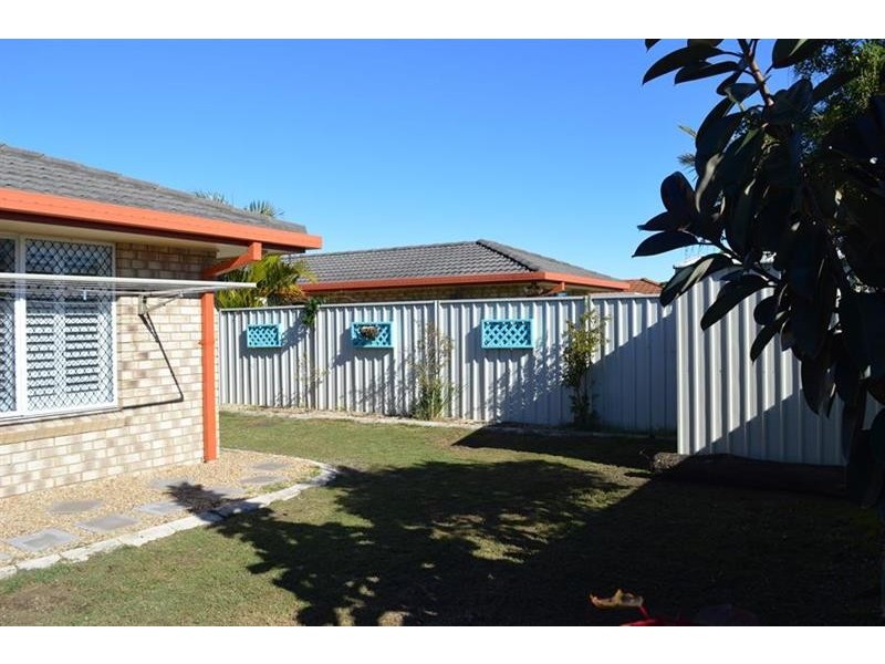 1/65 Osprey Dr, Yamba NSW 2464
