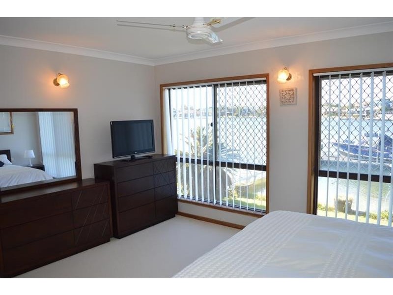 14 Acacia Cct, Yamba NSW 2464