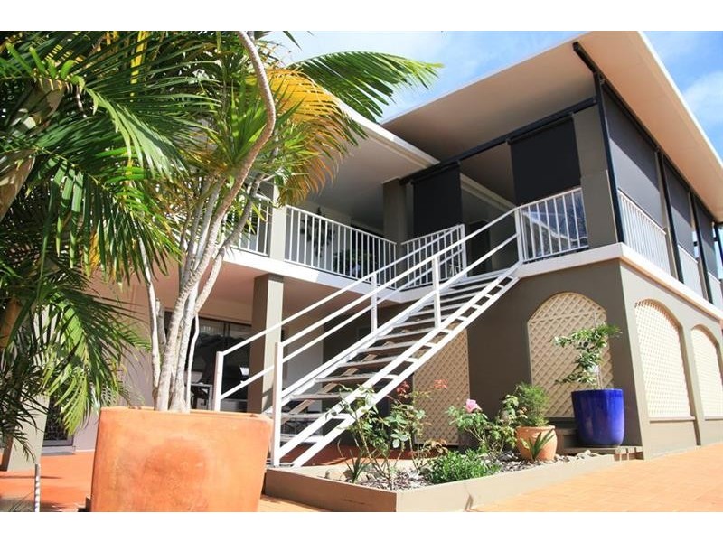 1/27 Loxton Ave, Iluka NSW 2466