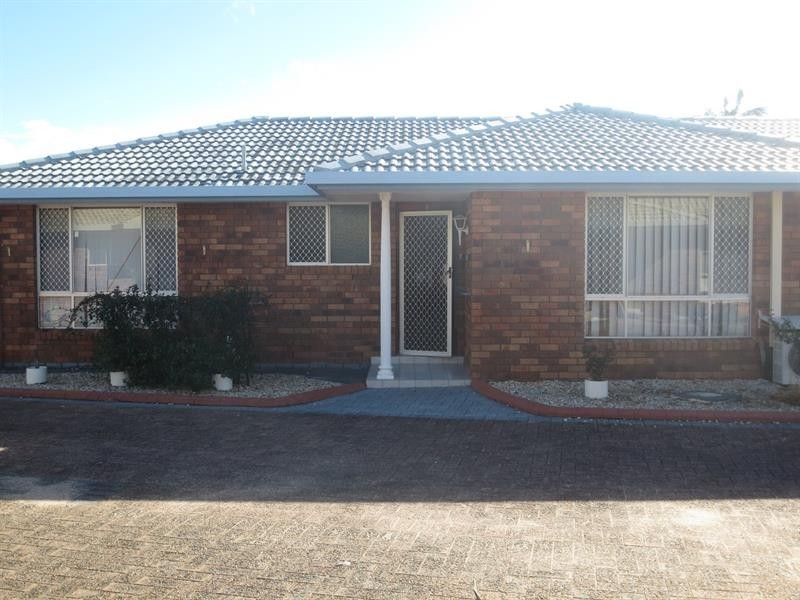 1/23 Casuarina Cl, Yamba NSW 2464