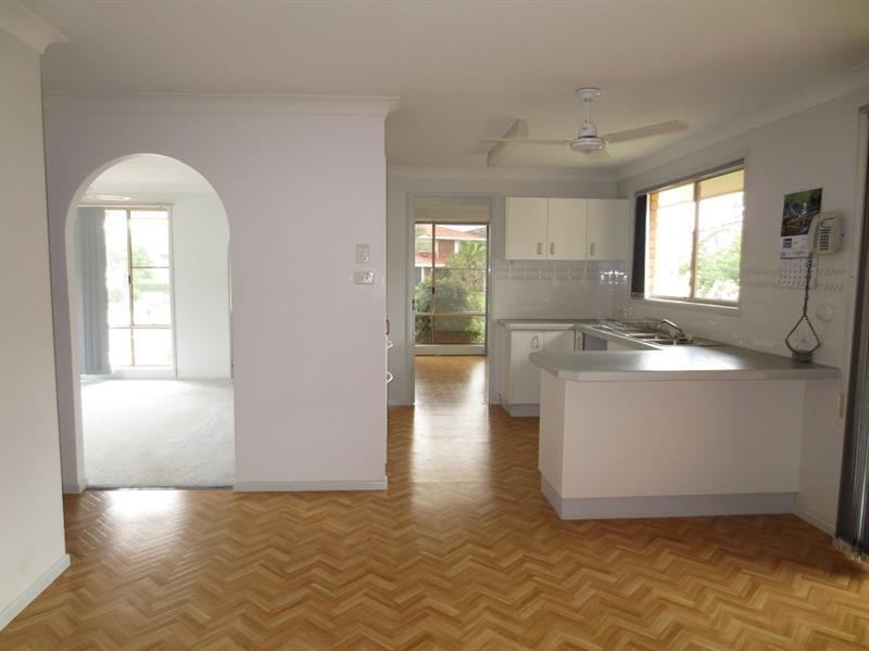 1/20 Melaleuca Dr, Yamba NSW 2464
