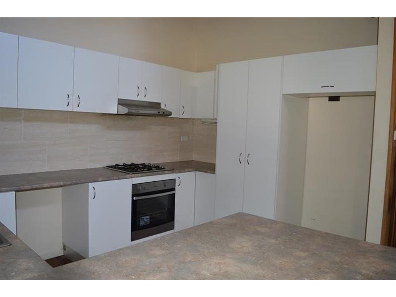 30 Young St, Wooloweyah NSW 2464