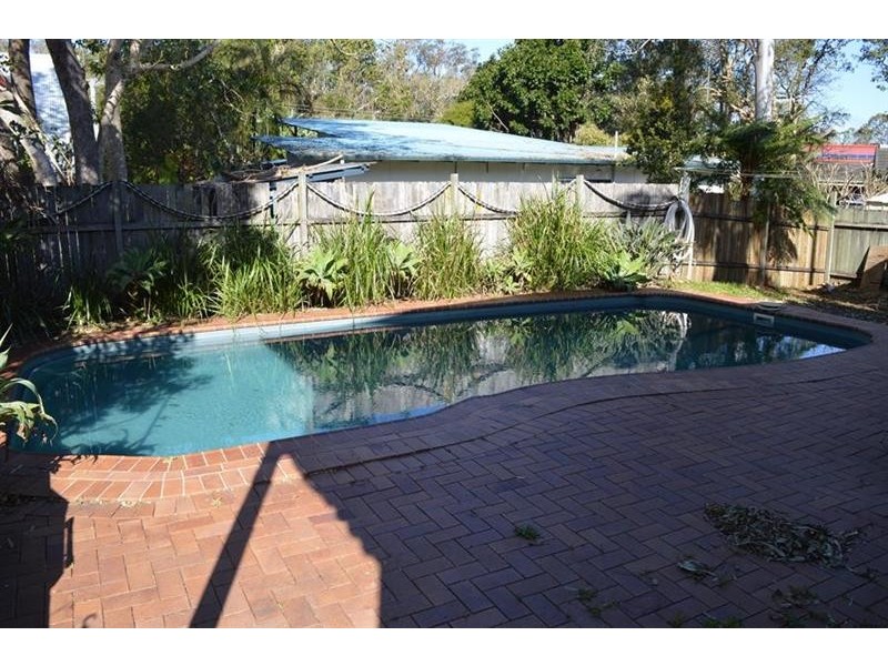 30 Young St, Wooloweyah NSW 2464