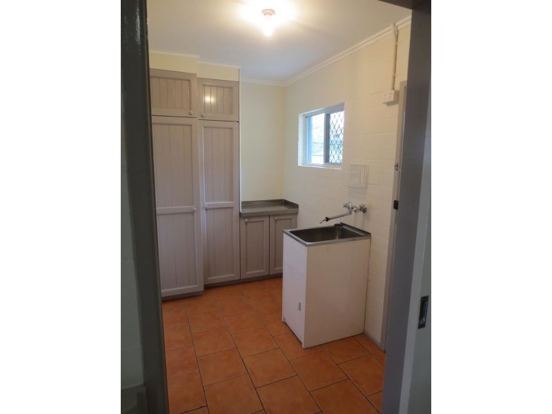 124 Yamba Rd, Yamba NSW 2464