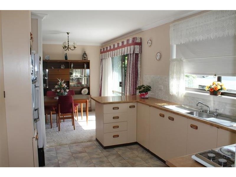 36 Coonawarra Ct, Yamba NSW 2464