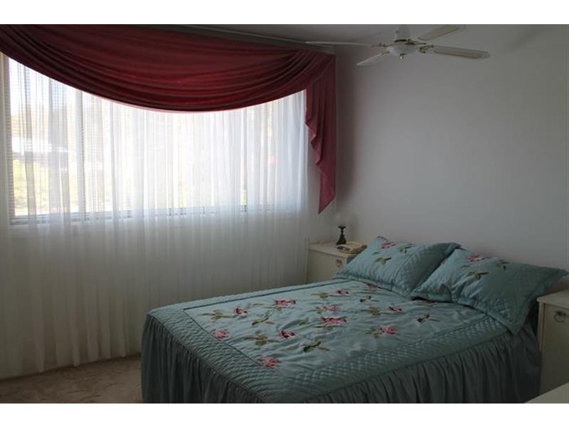 36 Coonawarra Ct, Yamba NSW 2464