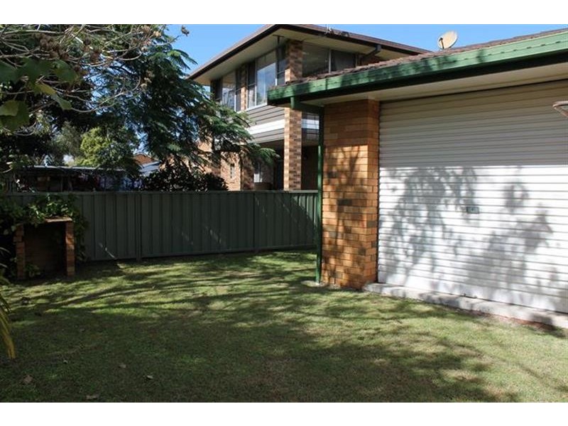 36 Coonawarra Ct, Yamba NSW 2464