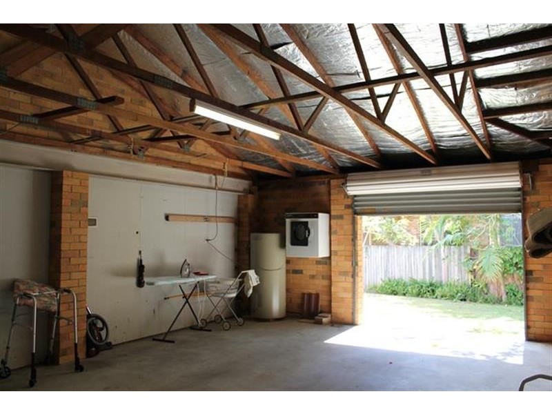 36 Coonawarra Ct, Yamba NSW 2464