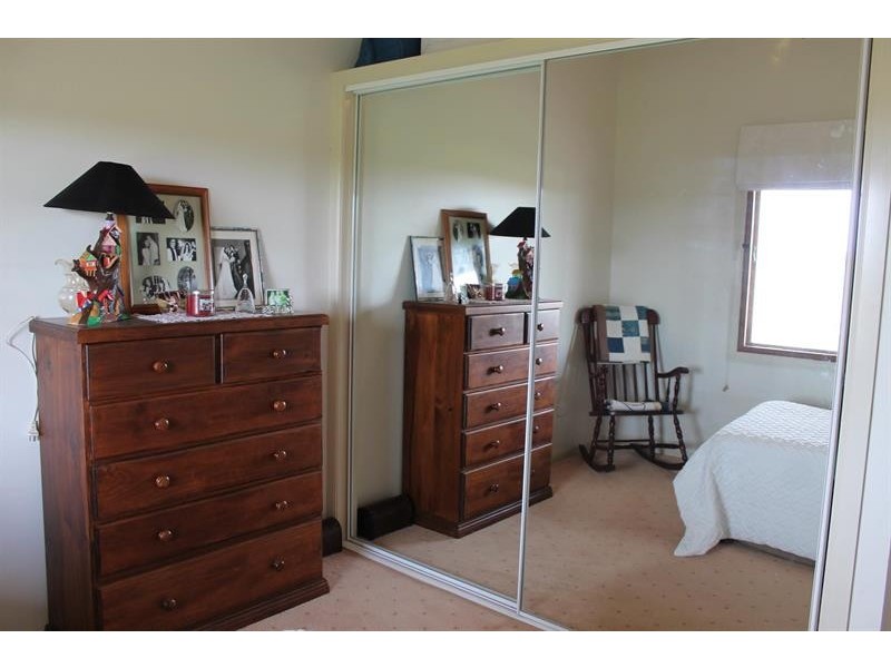 114 River Rd, Palmers Island NSW 2463