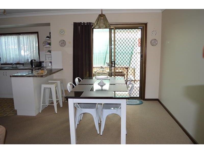 1/6 Roseland Ave, Yamba NSW 2464