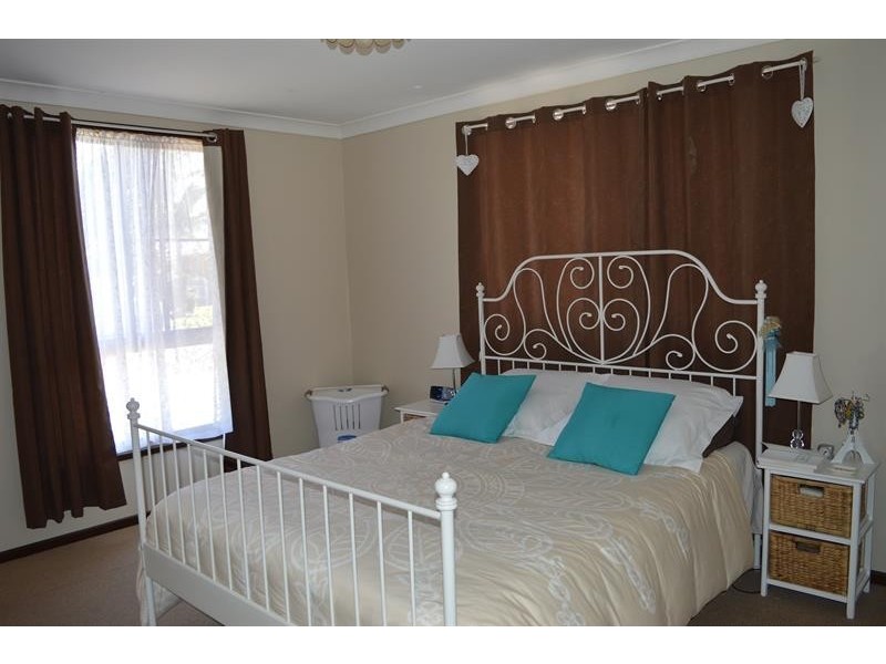 1/6 Roseland Ave, Yamba NSW 2464