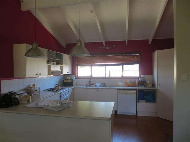 4 Endeavour St, Yamba NSW 2464