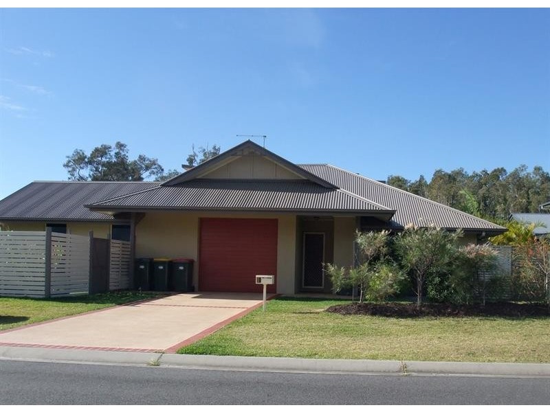 1/1 William Ave, Yamba NSW 2464