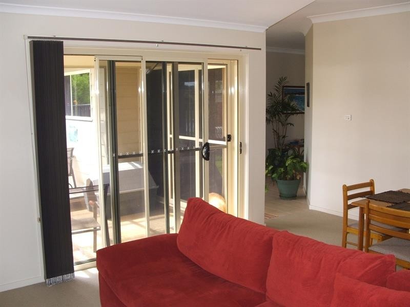 1/1 William Ave, Yamba NSW 2464