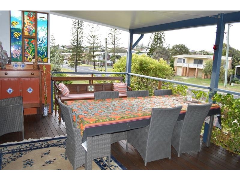 4/11 Pacific  Pde, Yamba NSW 2464